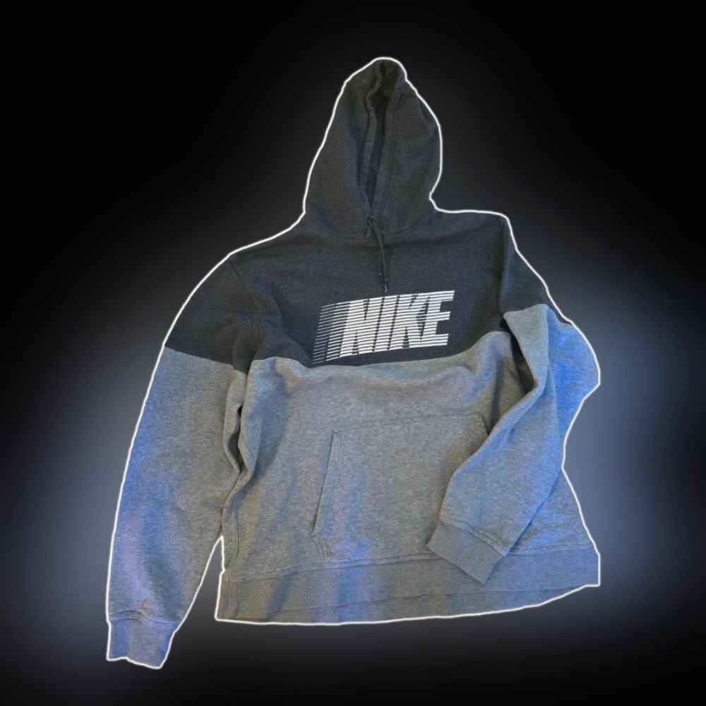 Nike pullovers hoodie
